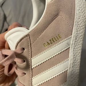 Adidas- Gazelle